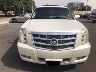 
                            
                            Cadillac Escalade ESV Platinum 2009
                            
                        