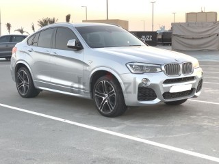 
                            
                            (37,700km) BMW X4 35i Excellent condition lady driven بي ام دبليو اكس 4 بحالة الوكلة استعمال سيدة
                            
                        