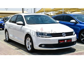 
                            
                            Volkswagen jetta GCC Full option with sunroof
                            
                        