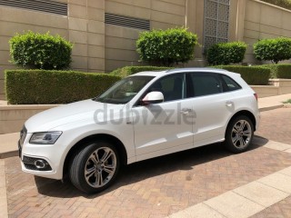 
                            
                            2016 Audi Q5 40 TFSI
                            
                        