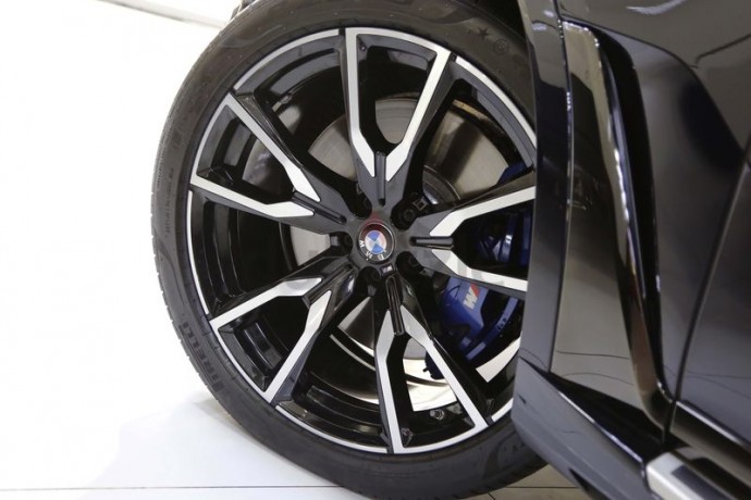 2019-bmw-x7-m-kit-big-0