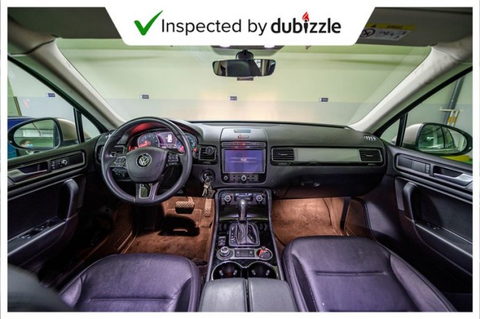aed1852month-2018-volkswagen-touareg-se-36l-full-volkswagen-service-warranty-service-big-6