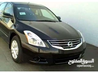 
                        Altima 2012                                            