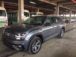 
                            
                            2018 VW Terramont R Line  - Fully Loaded
                            
                        