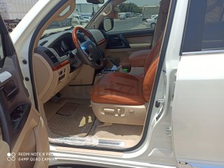 
                            
                            1st owner GXR V6 2014 like brand new
                            
                        