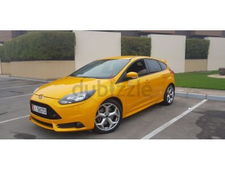 
                            
                            0 down payment (950/Month 4Y) 2014 FOCUS ST 250hp Original paint..Just Serviced
                            
                        