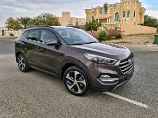 
                            
                            HYUNDAI TUCSON / 2.4 GDI  / 2016 / PANORAMIC/ FSH / ACCIAMDENT FREE / GCC / UNDER WARRANTY
                            
                        