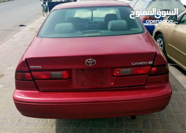 for-sale-used-toyota-camry-big-2
