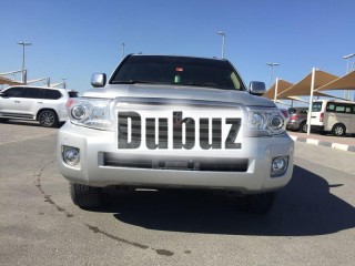 
                            
                            تويوتا لاند كروزر استيشن 6سلندر
                            
                        