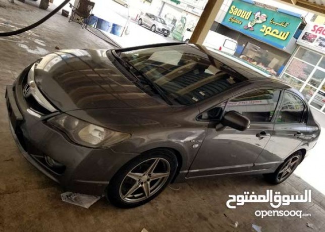 honda-civic-2010-for-sale-big-3