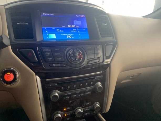 nissan-pathfinder-top-end-fully-loaded-2017-silver-metallic-big-2