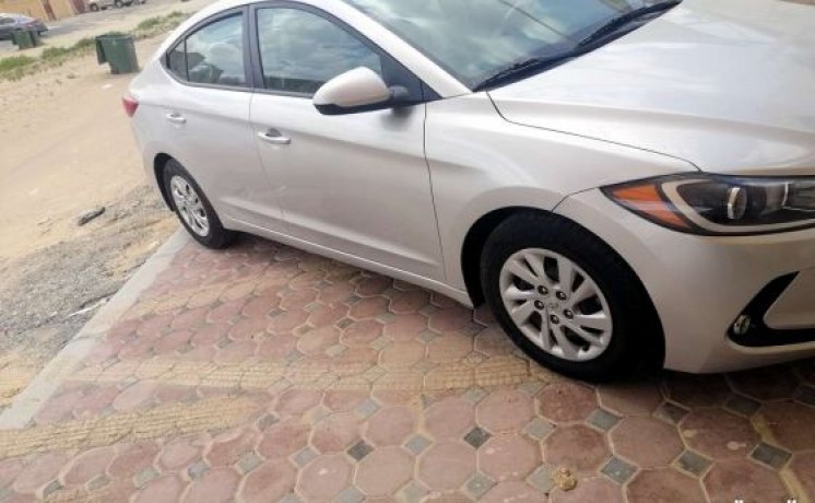 2017-hyundai-elantra-for-sale-big-3