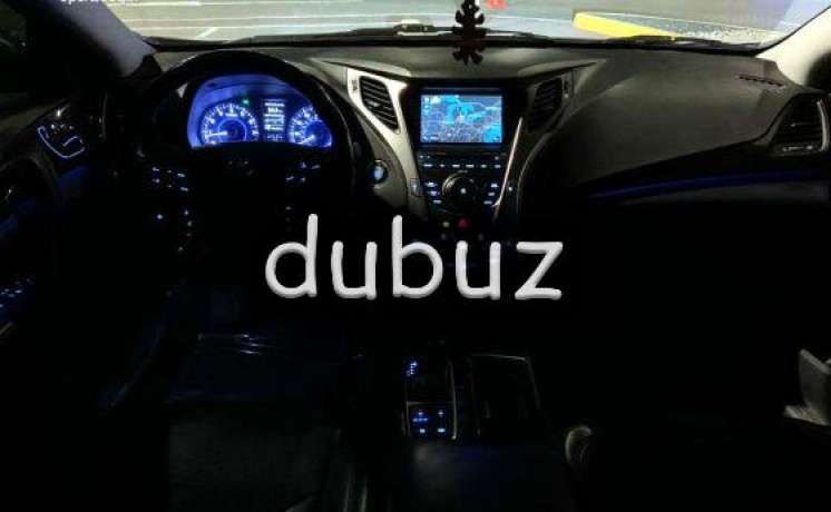 used-2013-azera-big-0
