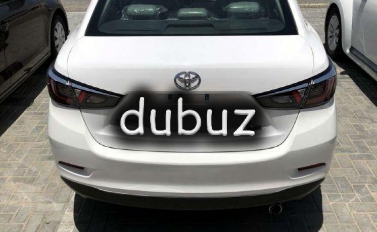 toyota-yaris-2019-ajman-big-3