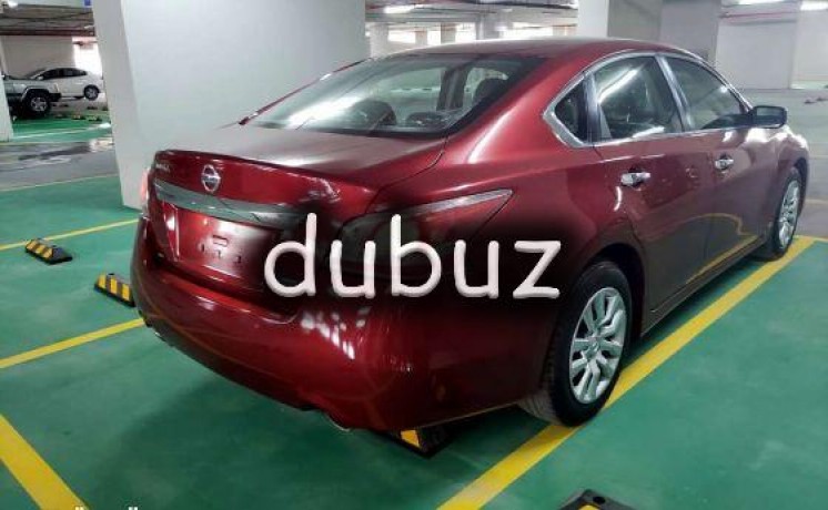 automatic-used-nissan-altima-big-9