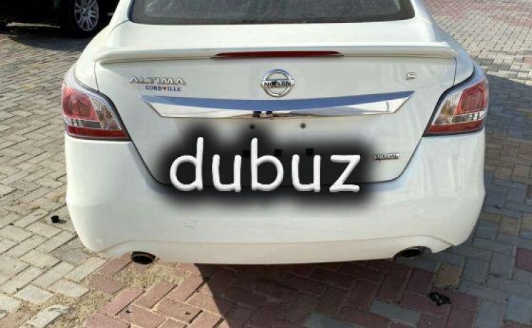 used-2015-altima-big-3
