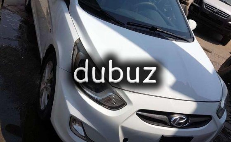 hyundai-accent-2013-big-0