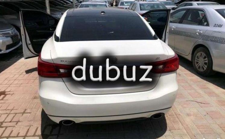 nissan-maxima-2017-used-big-3