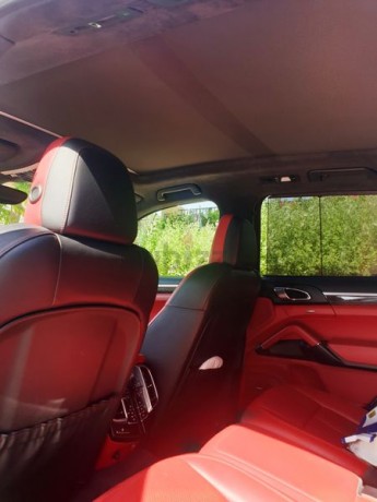 porsche-cayenne-gts-2014-gcc-full-option-big-1