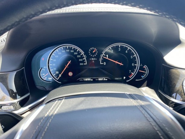 urgent-top-option-bmw-750li-xdrive-2016-with-warranty-from-agency-zero-issues-big-0