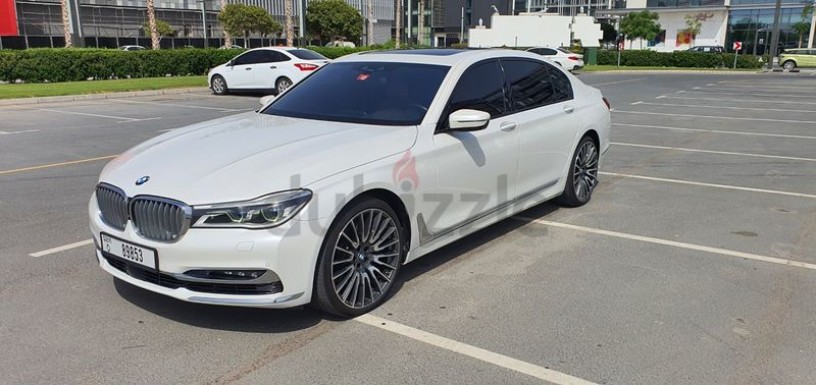 bmw-750li-x-drive-2016-under-warranty-and-service-package-big-17