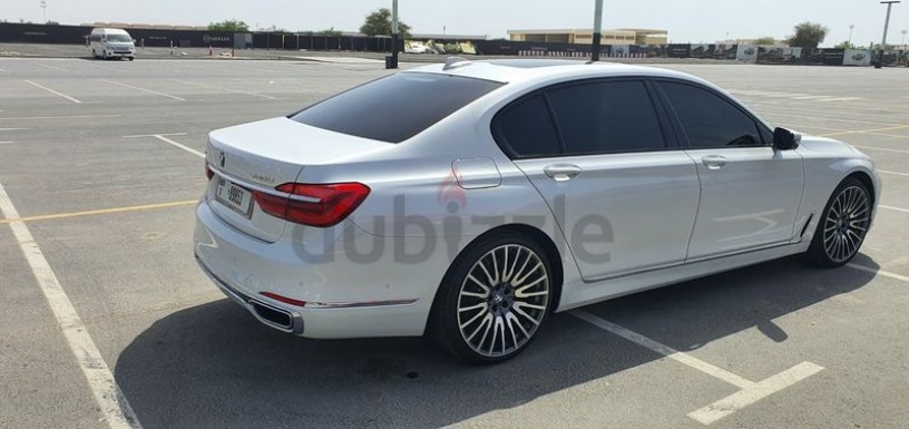 bmw-750li-x-drive-2016-under-warranty-and-service-package-big-13