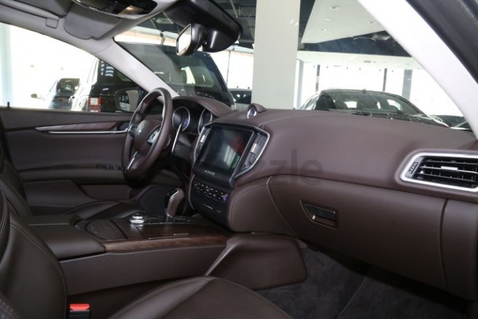 aed3200monthwarranty-till-0220232017-maserati-ghibli-sq4-30l-v6-twin-turbo-best-deal-big-7
