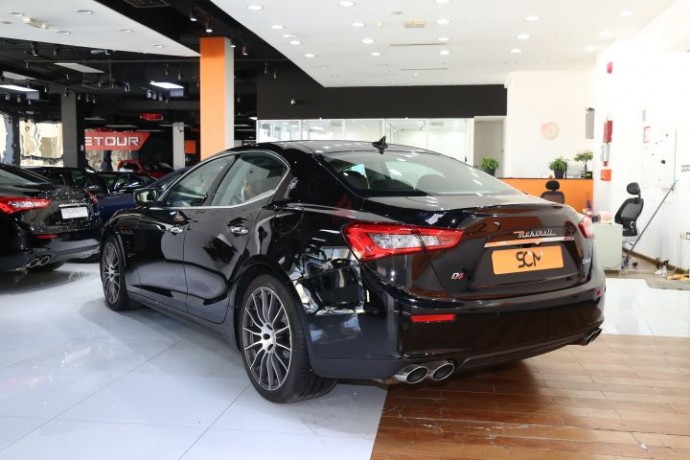 aed3200monthwarranty-till-0220232017-maserati-ghibli-sq4-30l-v6-twin-turbo-best-deal-big-6