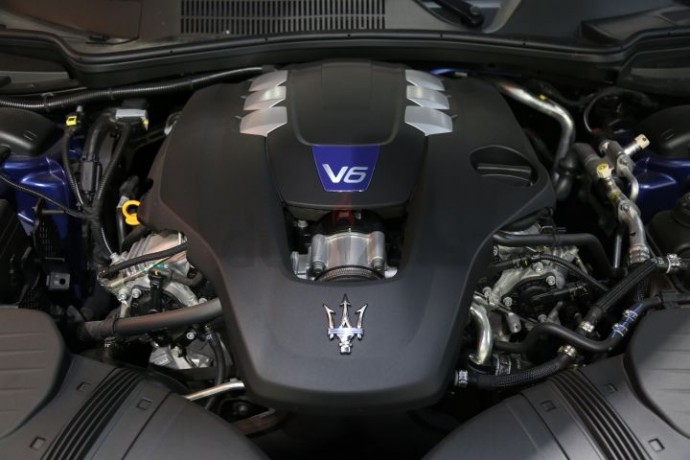 aed3200monthwarranty-till-0220232017-maserati-ghibli-sq4-30l-v6-twin-turbo-best-deal-big-3