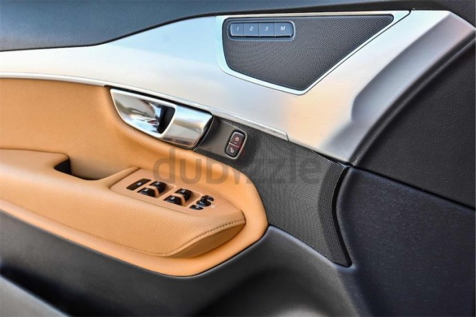 aed-2330-per-month-0-dp-volvo-xc90-t5-momentum-full-agency-history-big-0