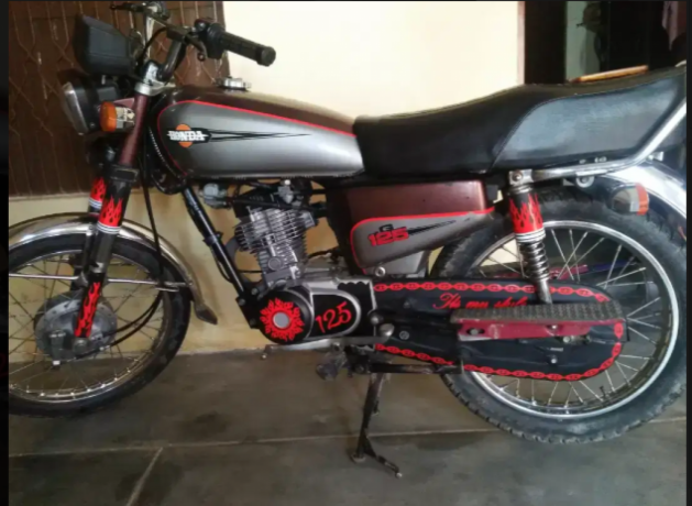 honda-125-big-0