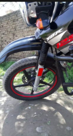 yamaha-ybr-125g-big-2