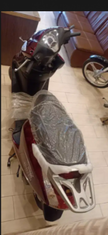 united-scooty-100-cc-big-3