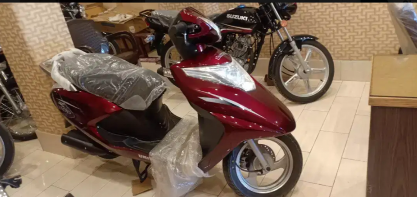 united-scooty-100-cc-big-1