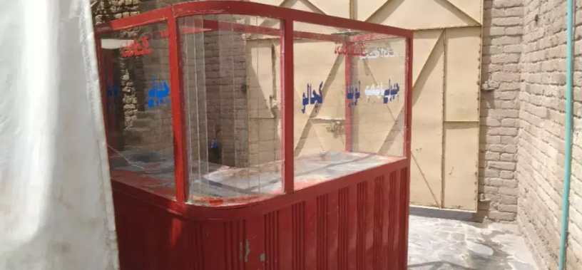 shop-counter-argent-for-sell-big-1