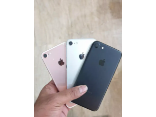 I phone 7 32GB NON PTA ALL COLOR AVAILABLE