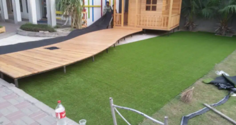 artificial-grass-astro-turf-strong-quality-big-2